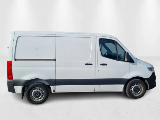 Picture of Mercedes-Benz Sprinter 215 2.0 CDI VAN R1 F WD