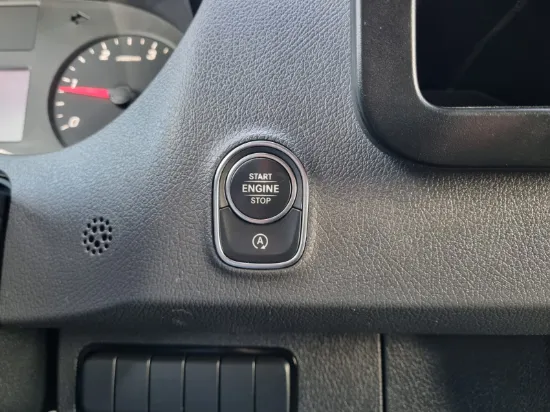 Picture of Mercedes-Benz Sprinter 215 2.0 CDI VAN R1 F WD