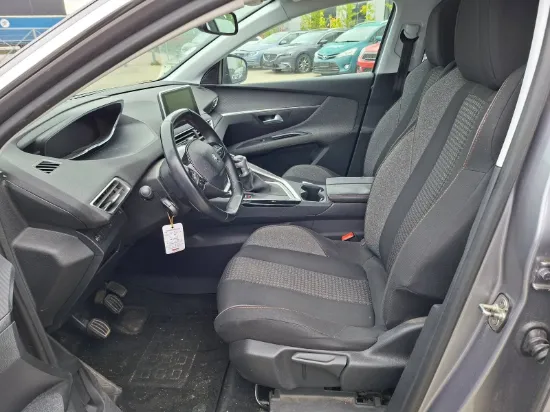 Picture of PEUGEOT 5008 Active 1.2 e-THP 130 hk SUV