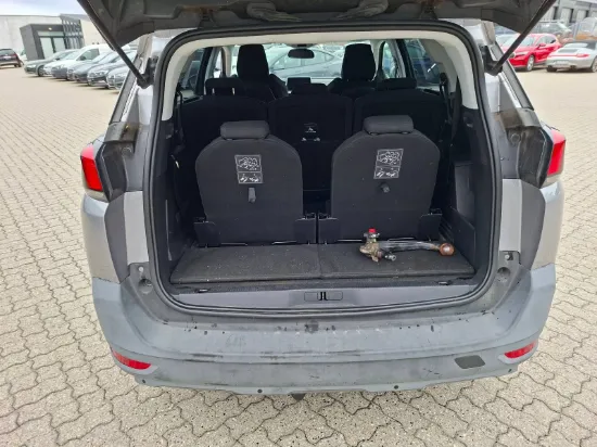Picture of PEUGEOT 5008 Active 1.2 e-THP 130 hk SUV