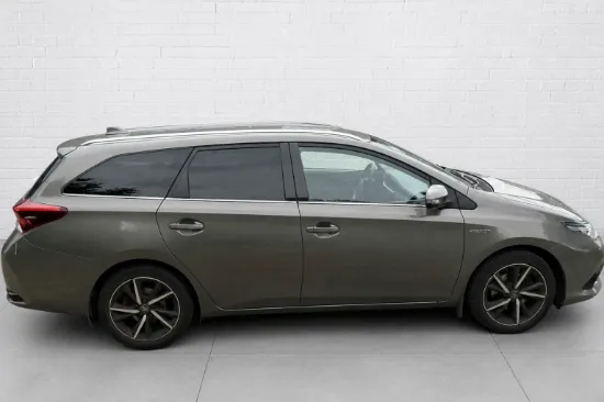 Picture of Toyota Auris 1.8 Hybrid Touring Sports