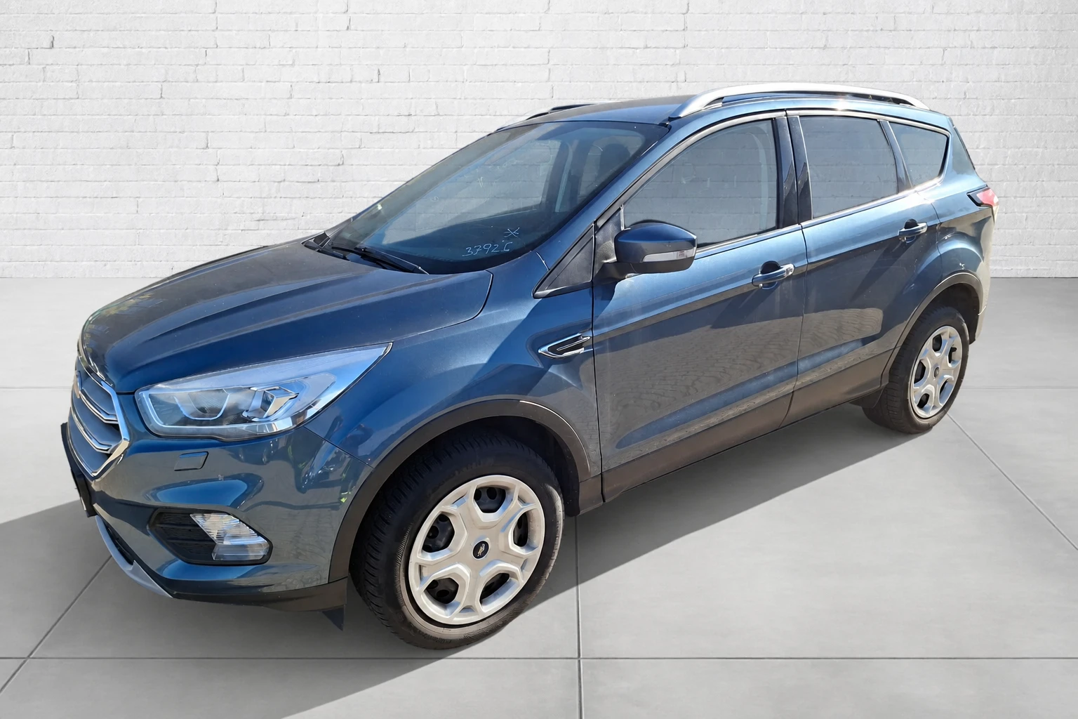 Picture of FORD KUGA 1.5 EcoBoost (150 HK ) Titanium SUV FWD M6