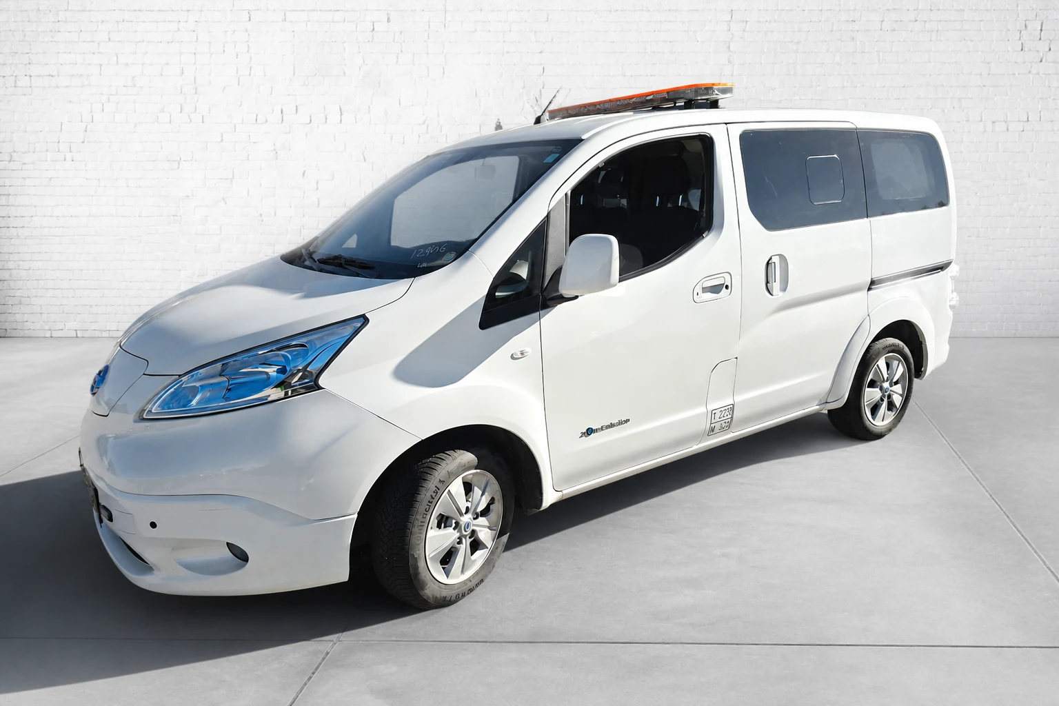 Picture of NISSAN e-NV200 Van