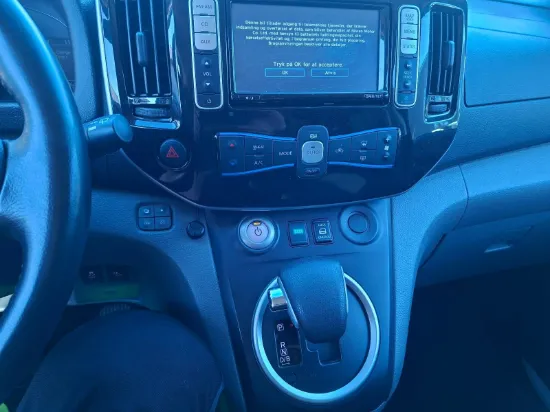 Picture of NISSAN e-NV200 Van