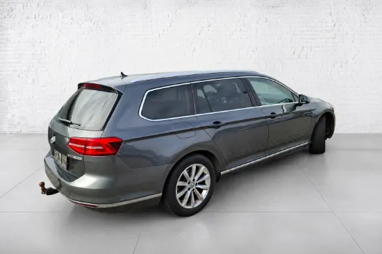 Picture of VOLKSWAGEN PASSAT 2.0 TDI BMT 190 Variant DSG6 Highline