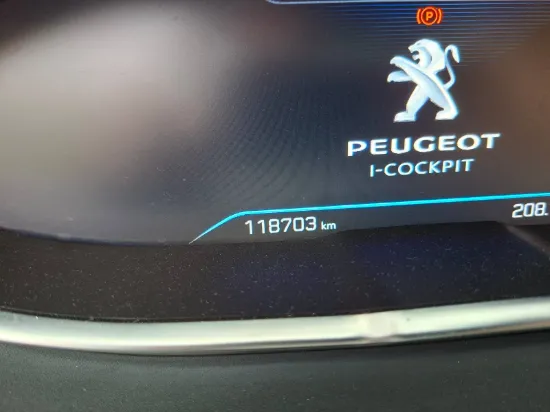 Изображение PEUGEOT 5008 1.2 130 PureTech Allure SUV