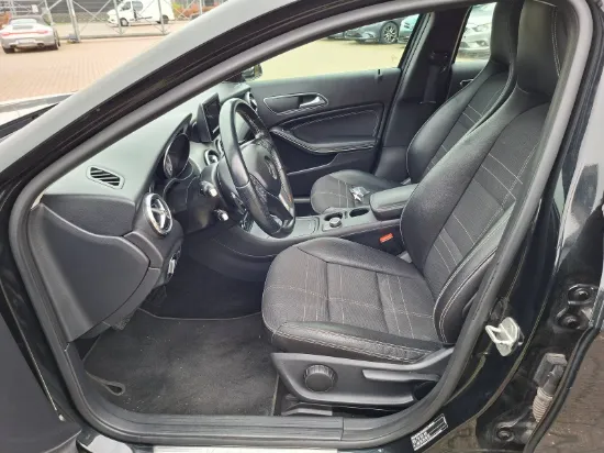 Изображение MERCEDES-BENZ GLA 200 CDI 7G-DCT 2.2 CDI