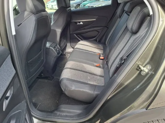 Picture of PEUGEOT 3008 PureTech 130 SUV