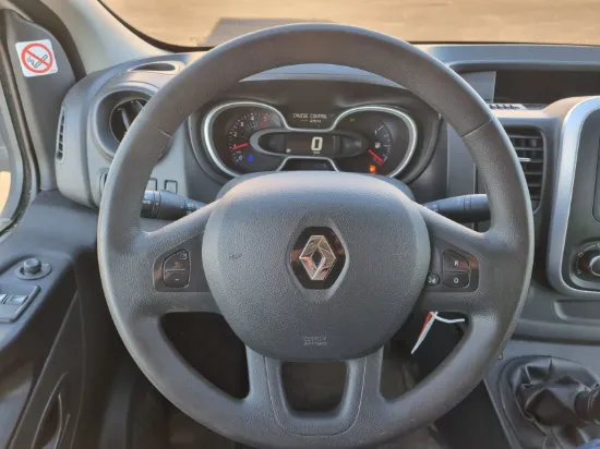 Picture of Renault Trafic 2.0 dCi 120 T29 L2H1