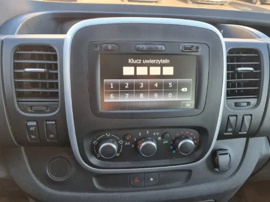 Picture of Renault Trafic 2.0 dCi 120 T29 L2H1