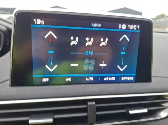 Изображение PEUGEOT 5008 PureTech 1.2 130 SUV