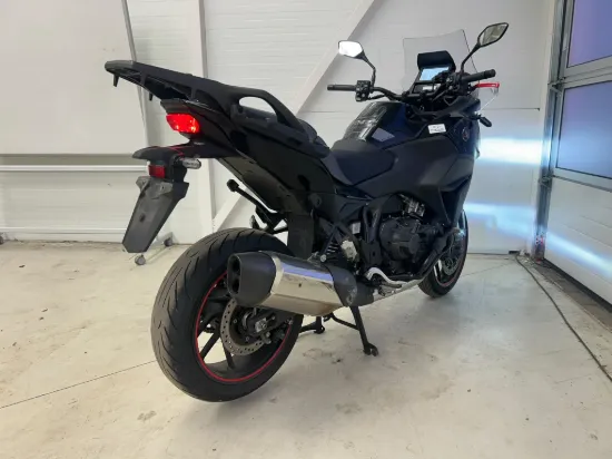 Picture of Honda  NT1100