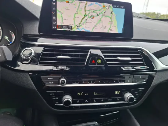 Picture of BMW 5-Serie 520d Touring Steptronic Sport Line