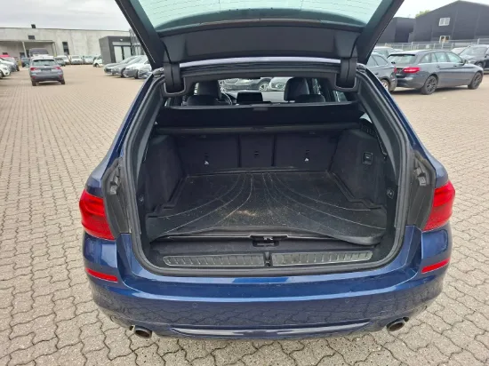 Picture of BMW 5-Serie 520d Touring Steptronic Sport Line