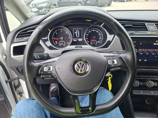 Picture of VOLKSWAGEN TOURAN 1.6 TDI SCR 115 DSG7