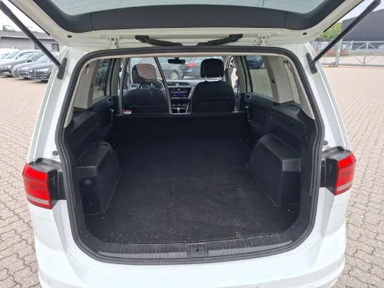 Picture of VOLKSWAGEN TOURAN 1.6 TDI SCR 115 DSG7