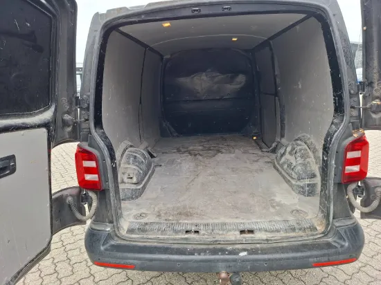 Picture of VOLKSWAGEN TRANSPORTER 2.0 TDI BMT 150  KASSEVOGN LANG DSG7