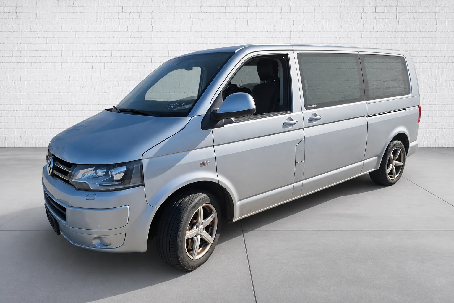 Picture of VOLKSWAGEN CARAVELLE 2.0 180 HK DSG