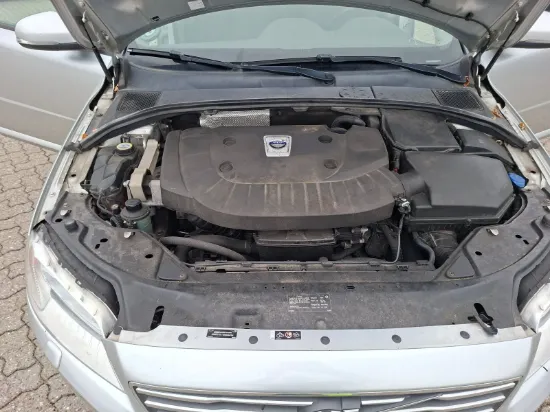 Изображение VOLVO V70 2,0 D3 Man.