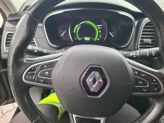 Picture of RENAULT Talisman 1.6 dCi 130 Intens Sport Tourer EDC