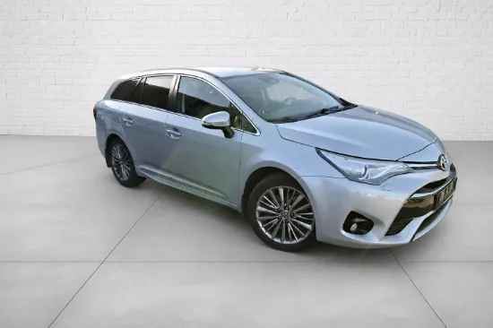 Изображение TOYOTA AVENSIS 2.0 143hk D-4D Touring Sports