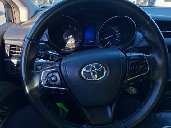 Изображение TOYOTA AVENSIS 2.0 143hk D-4D Touring Sports