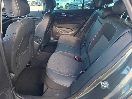 Изображение OPEL INSIGNIA 2,0T 260HK Sports Tourer 4x4 Aut.