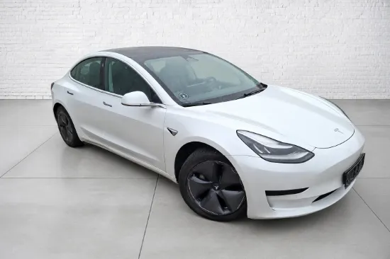 Изображение TESLA Model 3 Standard Range