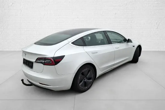 Изображение TESLA Model 3 Standard Range