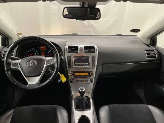 Picture of Toyota Avensis 1.8 VVT-i 