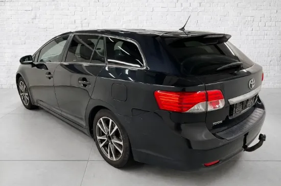 Picture of Toyota Avensis 1.8 VVT-i 