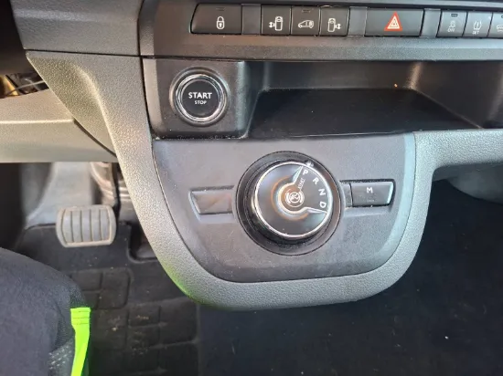 Изображение PEUGEOT EXPERT 2.0 BlueHDi 180 hk L2 EAT6
