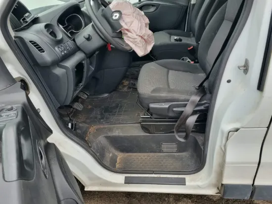 Picture of Renault Trafic 2.0 dCi 120 T29 L2H1