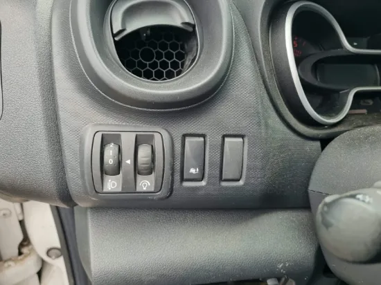 Picture of Renault Trafic 2.0 dCi 120 T29 L2H1