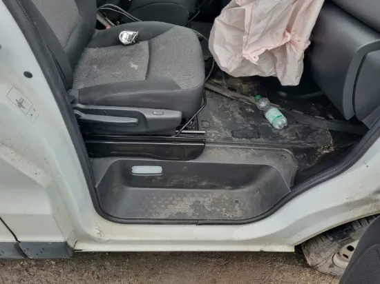 Picture of Renault Trafic 2.0 dCi 120 T29 L2H1