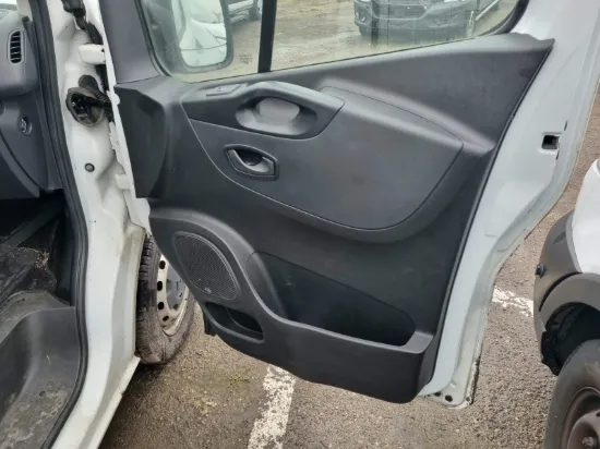 Picture of Renault Trafic 2.0 dCi 120 T29 L2H1