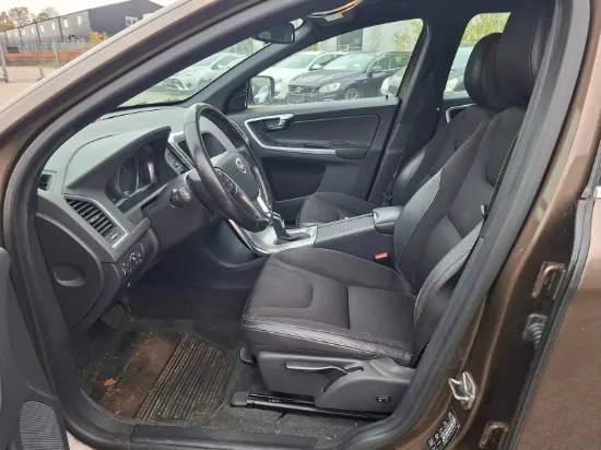 Picture of VOLVO XC60 2,0 D4 Momentum