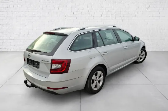 Picture of SKODA OCTAVIA 1.6 TDI 115 COMBI DSG7