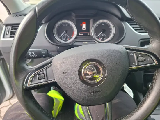 Picture of SKODA OCTAVIA 1.6 TDI 115 COMBI DSG7