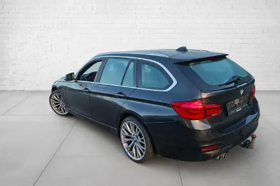 Picture of BMW 3-Serie 320d 2,0 Touring Steptronic