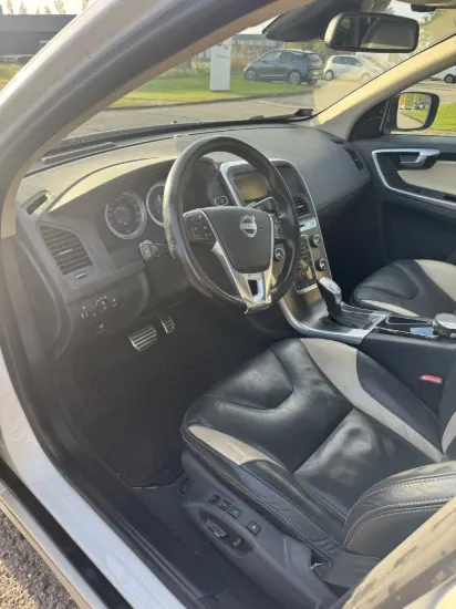 Picture of Volvo XC60 2,4 d.|Aut.|R-Design.|AWD.|PANO
