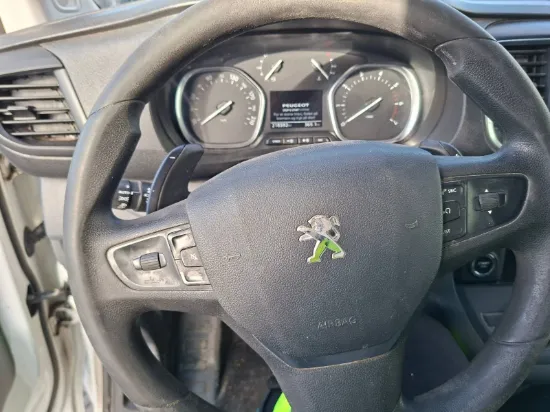 Picture of PEUGEOT EXPERT 2.0 BlueHDi 180 hk L3 EAT6