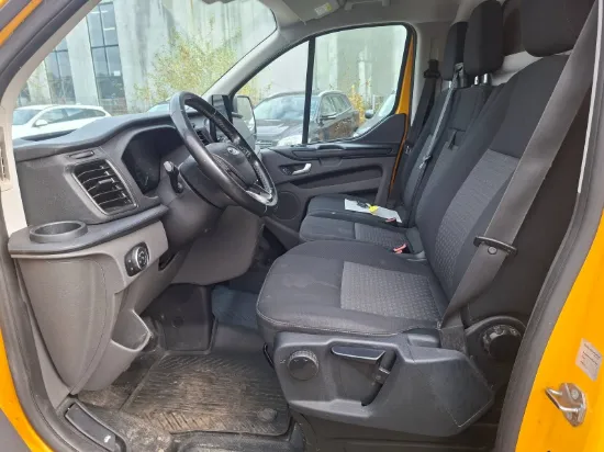 Picture of FORD Transit Custom 300L Van 2.0TDCi - FWD (M6 HK )  FWD M6