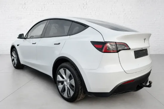Picture of Tesla Model Y Long Range Dual Motor