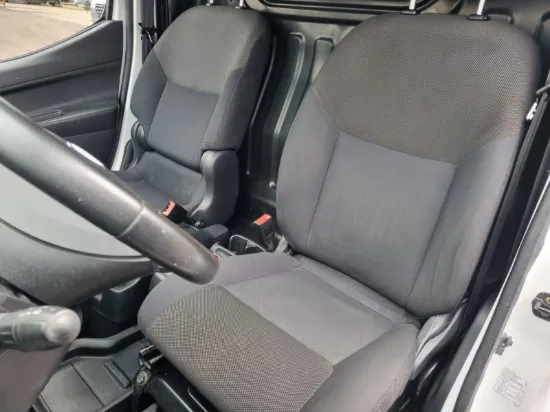 Picture of Nissan e-NV200