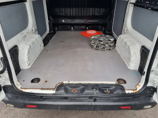 Picture of Nissan e-NV200